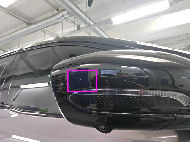 Hongqi EHS7 4WD Performance 