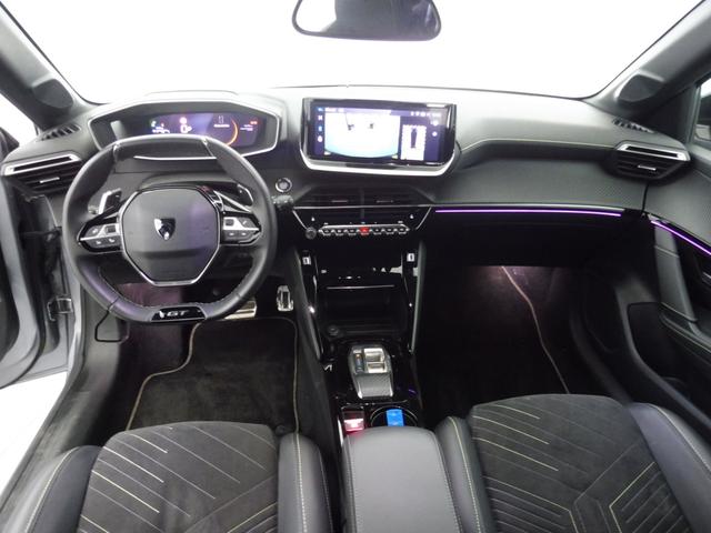 Peugeot 208 GT 