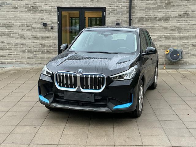 BMW iX1 - xDrive30
