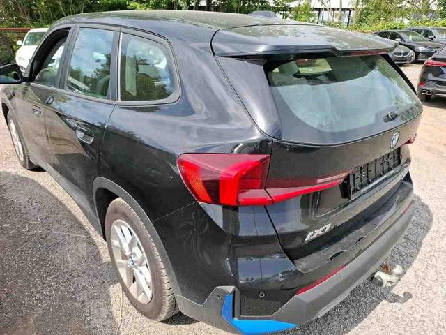 BMW iX1 xDrive30 