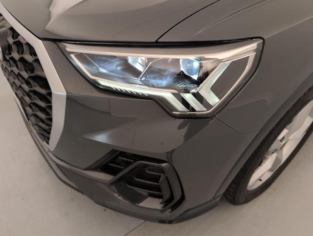 Audi Q3 design 