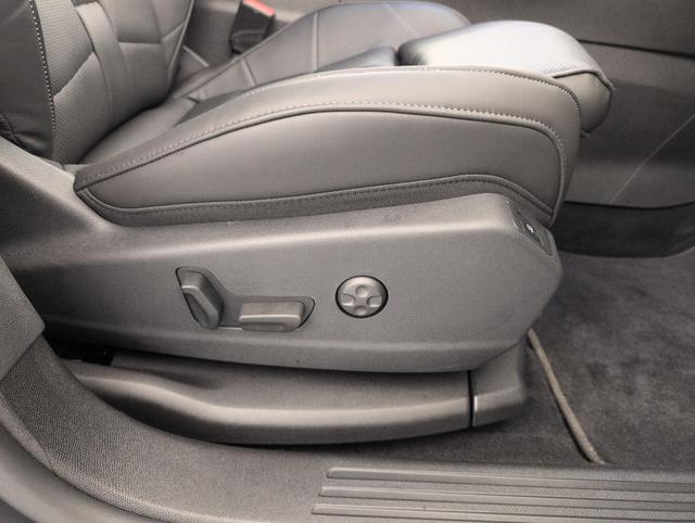 DS Automobiles 7 Etoile DS7 (Crossback) 