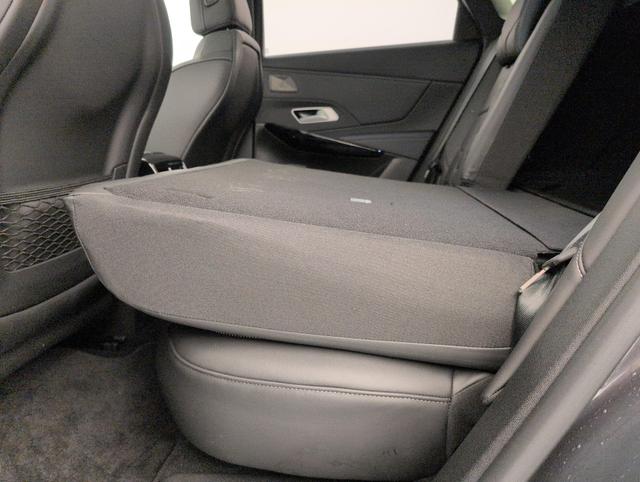 DS Automobiles 7 Etoile DS7 (Crossback) 