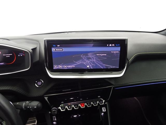 Peugeot 208 GT 