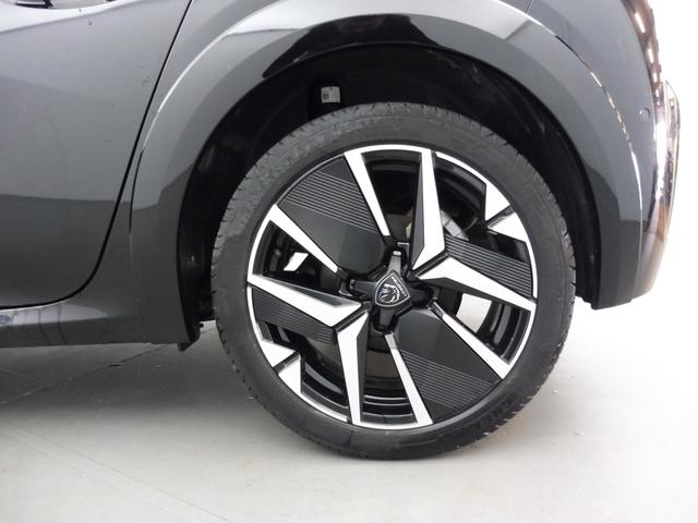 Peugeot 208 GT 