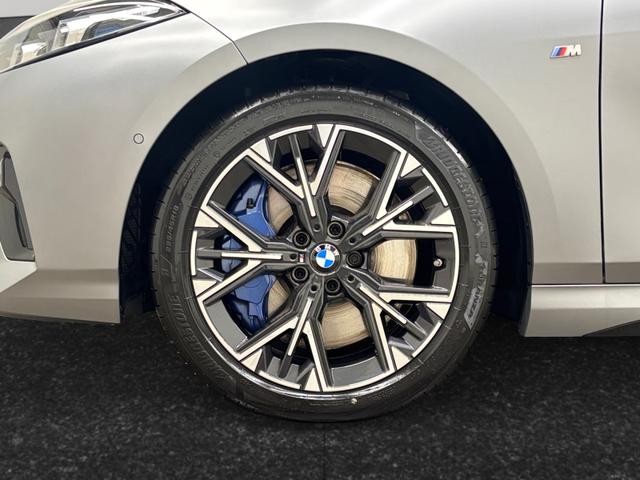 BMW M1 M135 