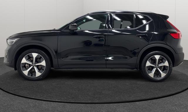 Volvo XC40 Core DCT 