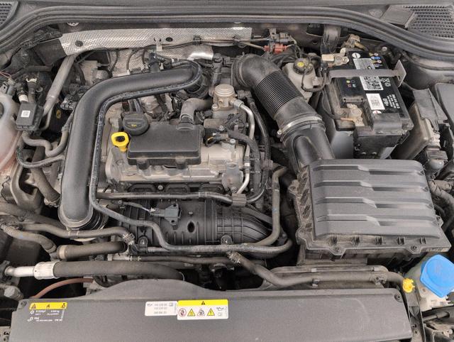 Volkswagen Golf Life Plus 