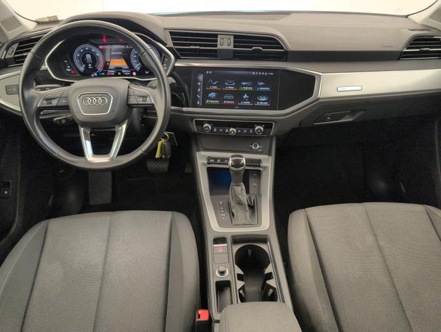 Audi Q3 design 