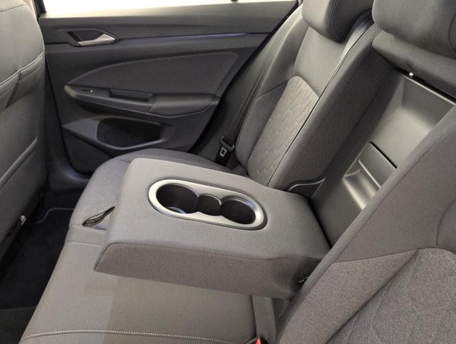 Volkswagen Golf Life Plus 