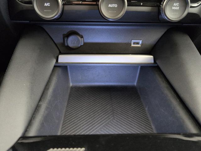 Citro&euml;n C5 X Feel Pack 