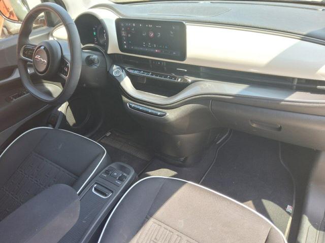 Fiat 500e 3+1 42 kWh 