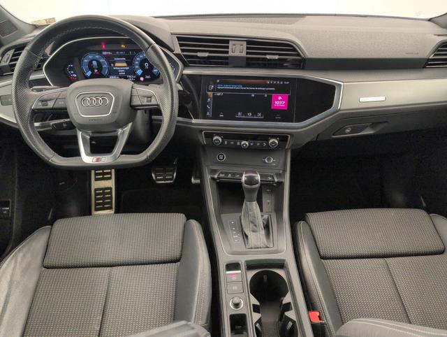 Audi Q3 S line 