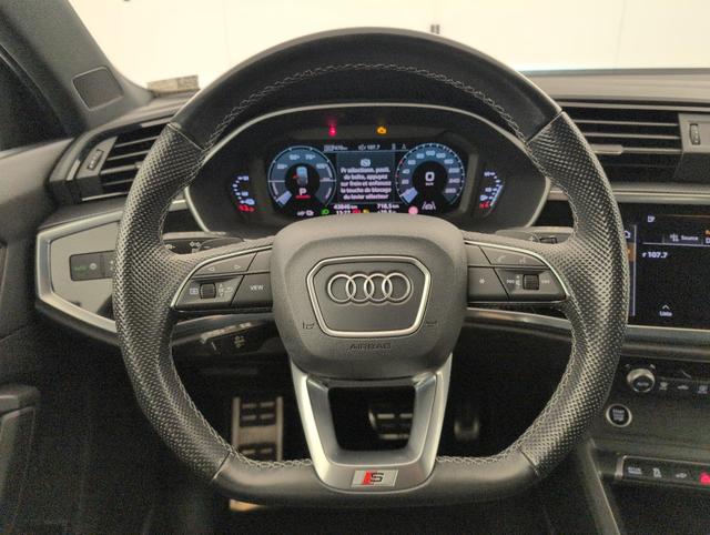 Audi Q3 S line 