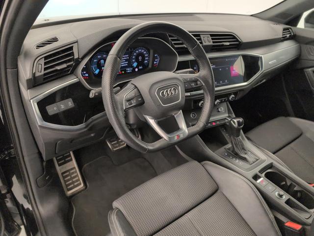 Audi Q3 S line 