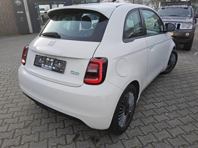 Fiat 500e 3+1 42 kWh 