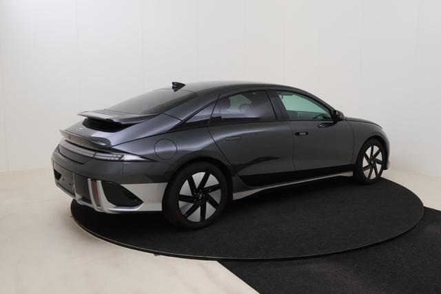 Hyundai IONIQ 6 Core Plus 