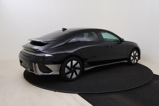 Hyundai IONIQ 6 Core Plus 