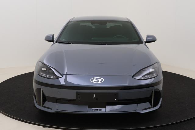 Hyundai IONIQ 6 Core Plus 