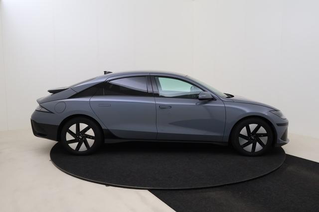 Hyundai IONIQ 6 Core Plus 