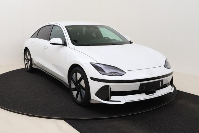 Hyundai IONIQ 6 Core Plus 