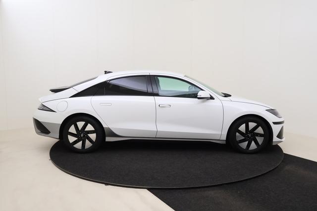 Hyundai IONIQ 6 Core Plus 