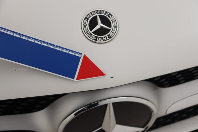 Mercedes-Benz CLA Shooting Brake 180 d 116 hp Aut. 