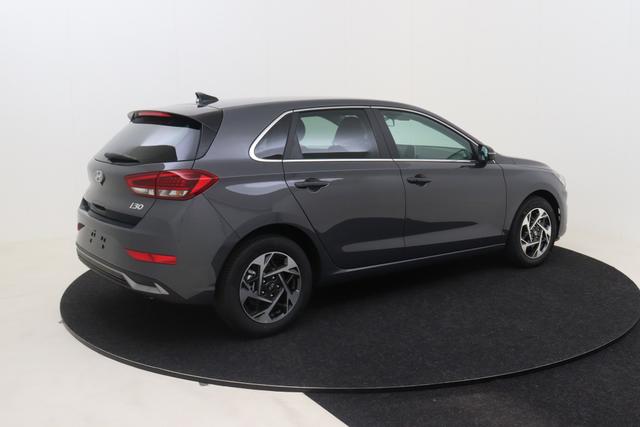 Hyundai i30 1.0 T-GDi 100 hp 6MT 