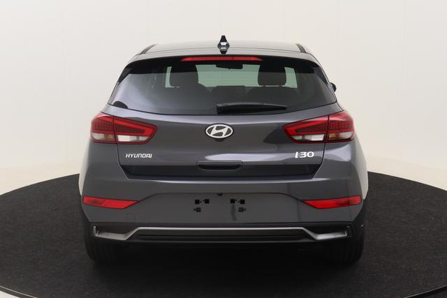 Hyundai i30 1.0 T-GDi 100 hp 6MT 