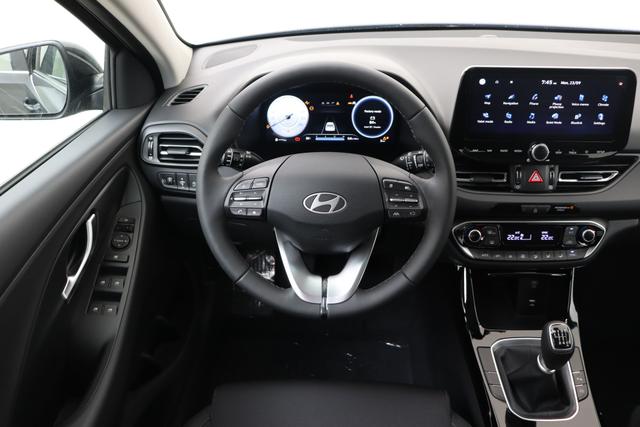 Hyundai i30 1.0 T-GDi 100 hp 6MT 