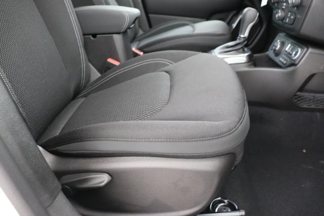 Jeep Renegade 1,3 T4 4Xe At6 