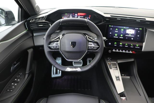 Peugeot 408 1.2 Turbo 130 hp EAT8 