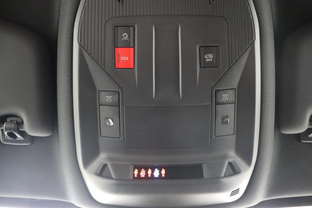 Peugeot 408 1.2 Turbo 130 hp EAT8 