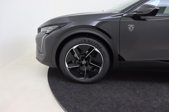 Peugeot 408 1.2 Turbo 130 hp EAT8 