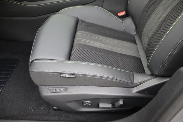 Peugeot 408 1.2 Turbo 130 hp EAT8 