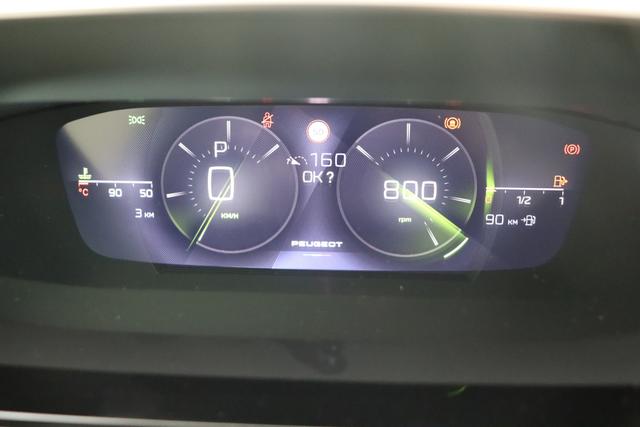 Peugeot 408 1.2 Turbo 130 hp EAT8 