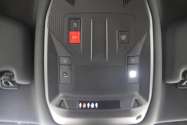 Peugeot 408 1.2 Turbo 130 hp EAT8 