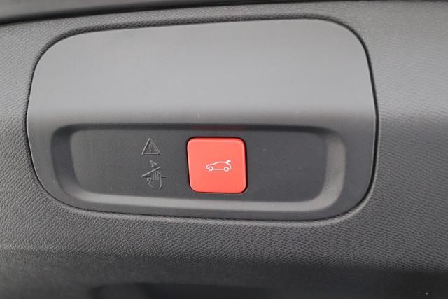 Peugeot 408 1.2 Turbo 130 hp EAT8 