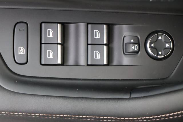 Peugeot 508 1.2 Turbo 130 hp EAT8 
