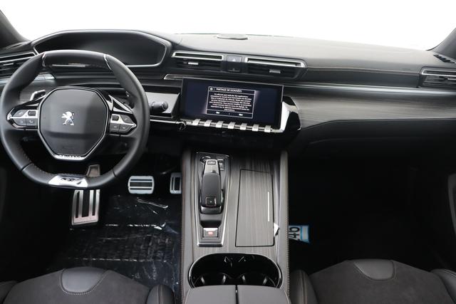 Peugeot 508 1.2 Turbo 130 hp EAT8 
