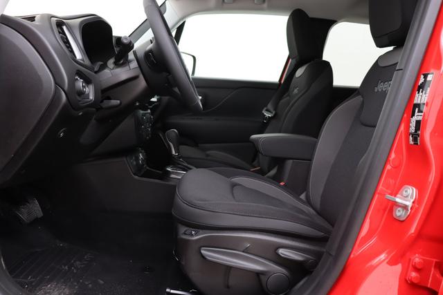 Jeep Renegade 1,3 T4 4Xe At6 