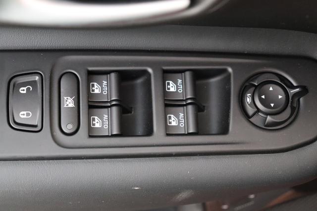 Jeep Renegade 1,3 T4 4Xe At6 