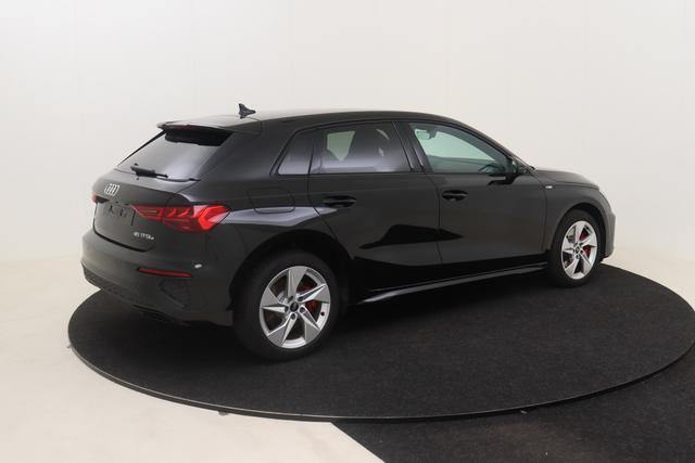 Audi A3 Sportback 45 TFSI e 245 hp S-tronic 
