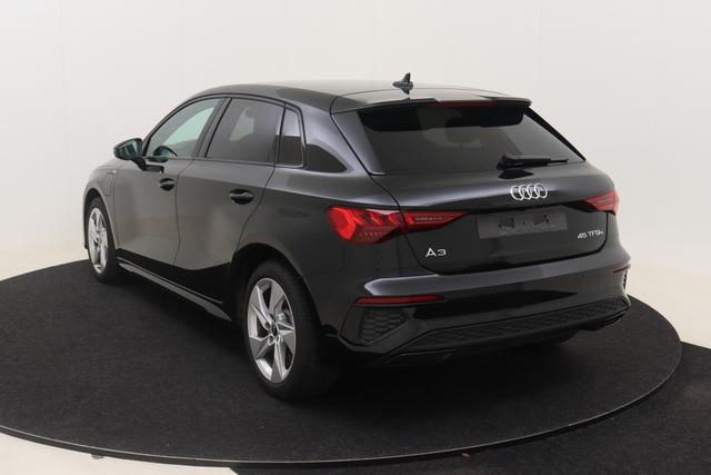 Audi A3 Sportback 45 TFSI e 245 hp S-tronic 