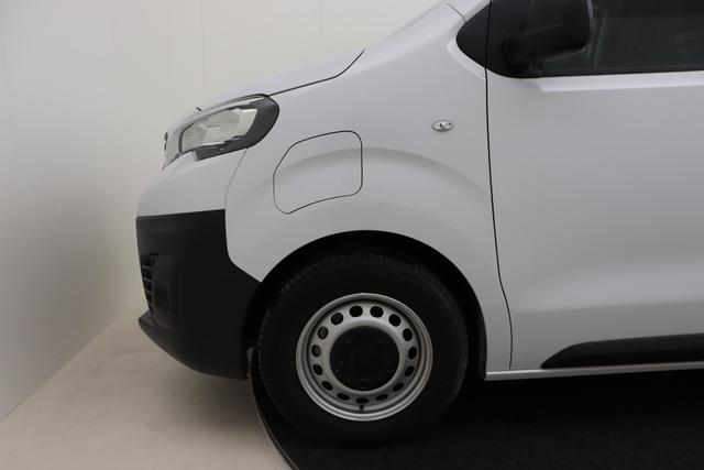 Peugeot e-Expert Fahrgestell 50 kWh 136 hp 