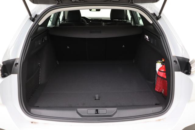 Peugeot 308 SW 1.5 BlueHDi 130 hp EAT8 