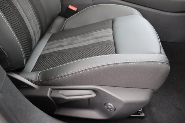 Peugeot 308 Hybrid 145 e-DCS6 