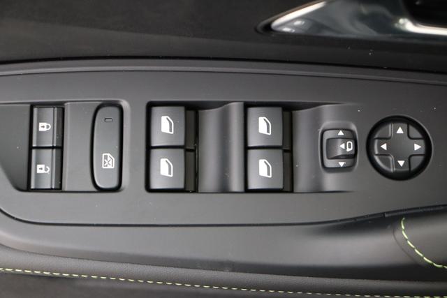 Peugeot 308 Hybrid 145 e-DCS6 