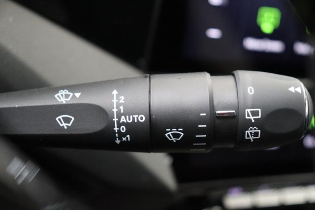Peugeot 308 Hybrid 145 e-DCS6 