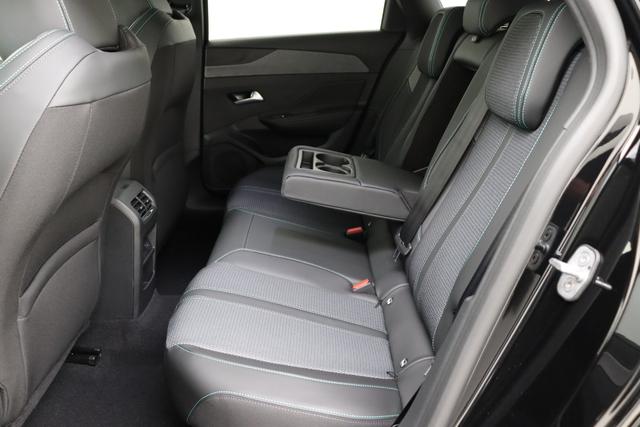 Peugeot 308 SW Hybrid 145 e-DCS6 